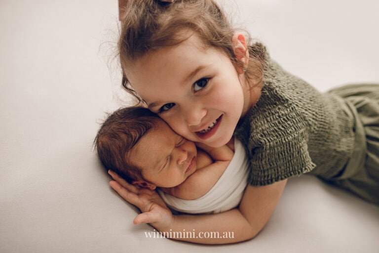 newborn baby family photographer tanha photography photograph photos photo babies gold coast brisbane the best family picture pictures tanha basile winni mini