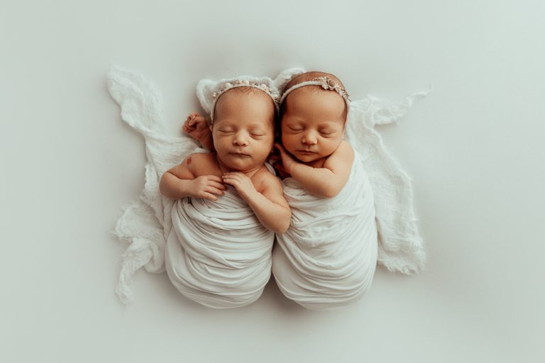 newborn family baby family photos photography pindara bunting obstetrician