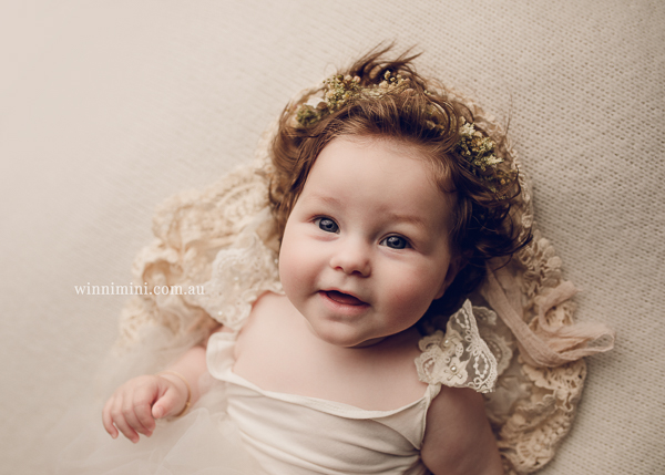 winni mini newborn baby babies older baby family birth maternity family families photography photographer photo photos tanha basile winni mini