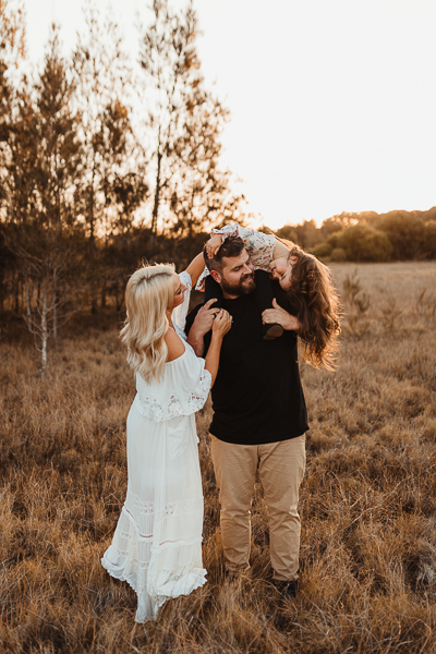 winni mini newborn baby babies older baby family birth maternity family families photography photographer photo photos tanha basile winni mini
