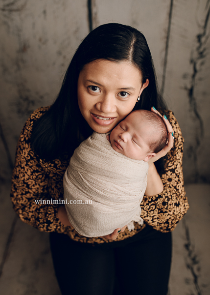 newborn baby babies older baby family birth maternity family families photography photographer photo photos tanha basile winni mini