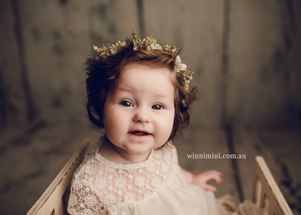 winni mini newborn baby babies older baby family birth maternity family families photography photographer photo photos tanha basile winni mini