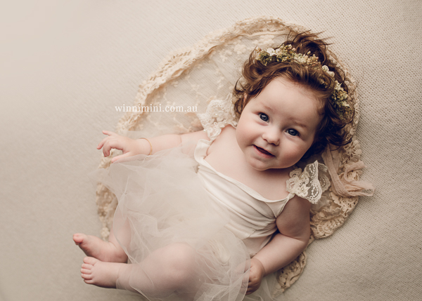 winni mini newborn baby babies older baby family birth maternity family families photography photographer photo photos tanha basile winni mini