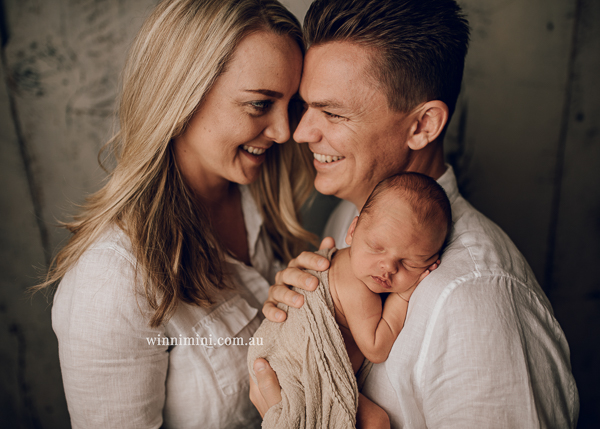 winni mini newborn baby babies older baby family birth maternity family families photography photographer photo photos tanha basile winni mini