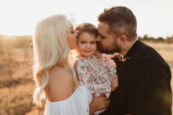 winni mini newborn baby babies older baby family birth maternity family families photography photographer photo photos tanha basile winni mini