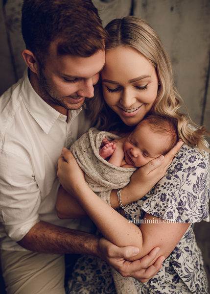 winni mini newborn baby babies older baby family birth maternity family families photography photographer photo photos tanha basile winni mini