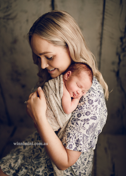 winni mini newborn baby babies older baby family birth maternity family families photography photographer photo photos tanha basile winni mini