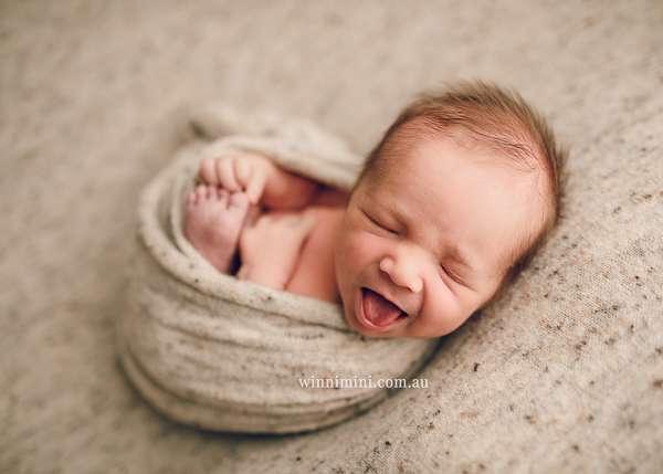 winni mini newborn baby babies older baby family birth maternity family families photography photographer photo photos tanha basile winni mini