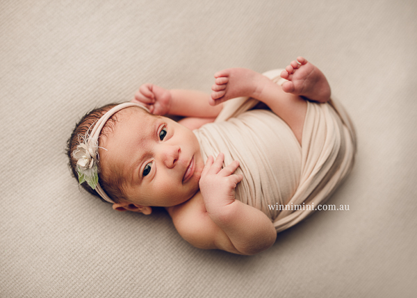 winni mini newborn baby babies older baby family birth maternity family families photography photographer photo photos tanha basile winni mini