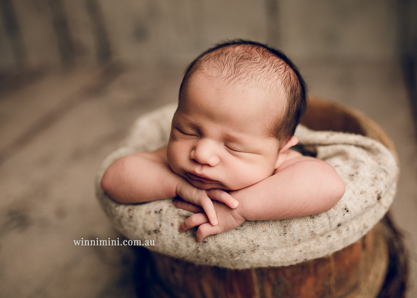 newborn baby babies older baby family birth maternity family families photography photographer photo photos tanha basile winni mini