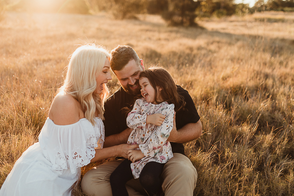 winni mini newborn baby babies older baby family birth maternity family families photography photographer photo photos tanha basile winni mini