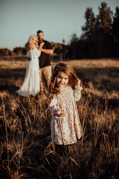 winni mini newborn baby babies older baby family birth maternity family families photography photographer photo photos tanha basile winni mini