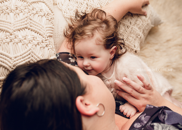 winni mini newborn baby babies older baby family birth maternity family families photography photographer photo photos tanha basile winni mini