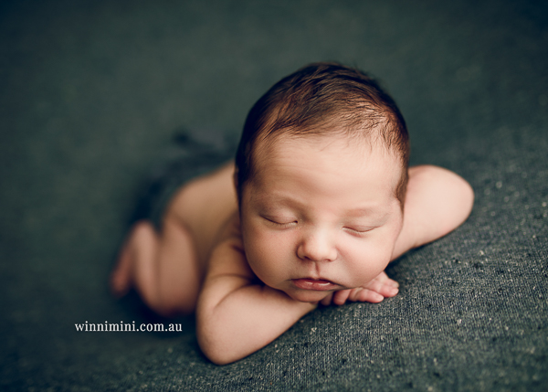 winni mini newborn baby babies older baby family birth maternity family families photography photographer photo photos tanha basile winni mini