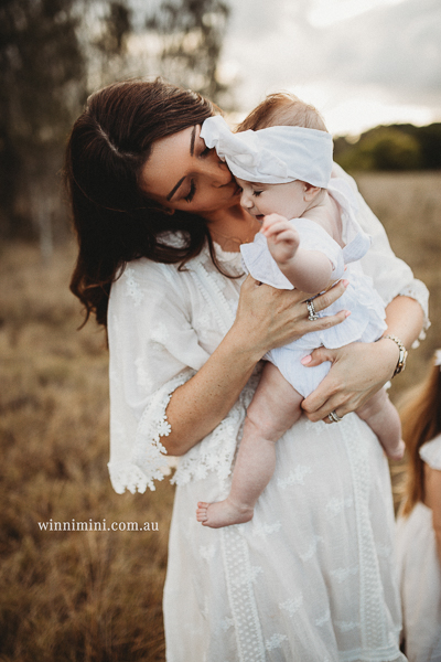 winni mini newborn baby babies older baby family birth maternity family families photography photographer photo photos tanha basile winni mini