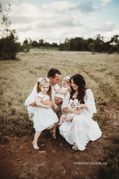 winni mini newborn baby babies older baby family birth maternity family families photography photographer photo photos tanha basile winni mini
