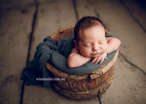 winni mini newborn baby babies older baby family birth maternity family families photography photographer photo photos tanha basile winni mini