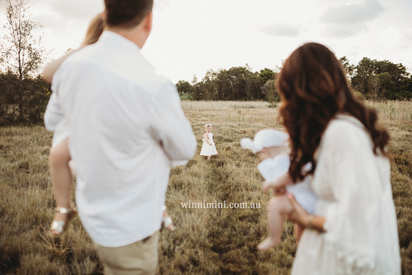 winni mini newborn baby babies older baby family birth maternity family families photography photographer photo photos tanha basile winni mini