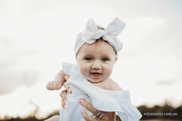 winni mini newborn baby babies older baby family birth maternity family families photography photographer photo photos tanha basile winni mini