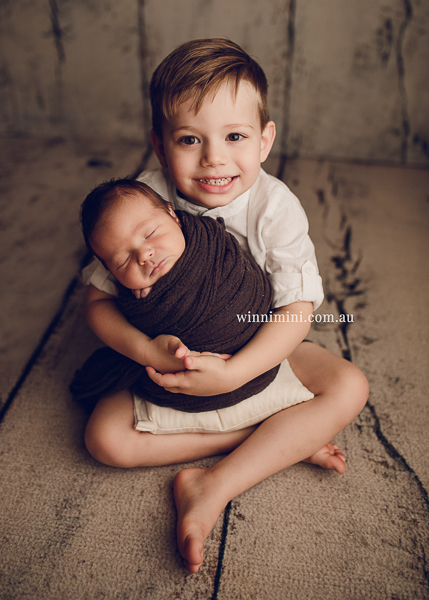 winni mini newborn baby babies older baby family birth maternity family families photography photographer photo photos tanha basile winni mini