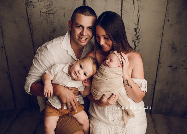 winni mini newborn baby babies older baby family birth maternity family families photography photographer photo photos tanha basile winni mini