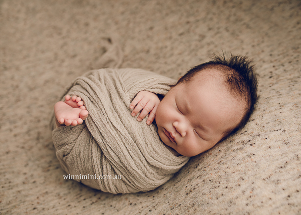 winni mini newborn baby babies older baby family birth maternity family families photography photographer photo photos tanha basile winni mini