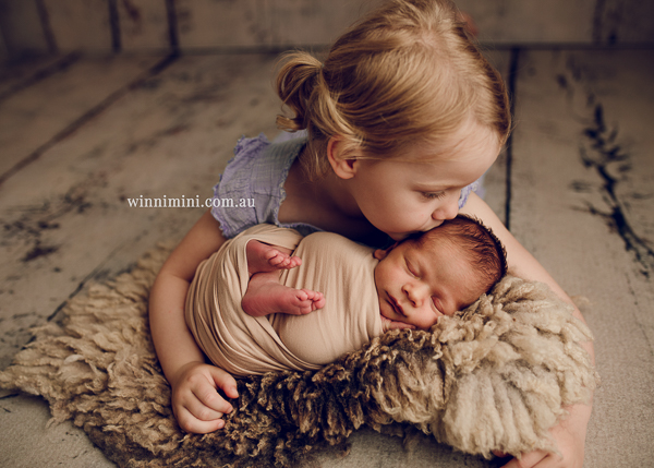 winni mini newborn baby babies older baby family birth maternity family families photography photographer photo photos tanha basile winni mini