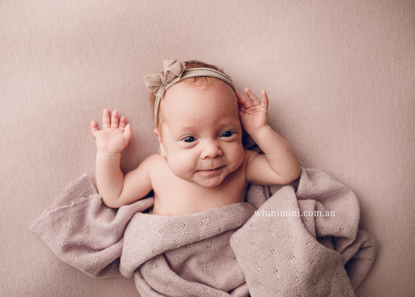 winni mini newborn baby babies older baby family birth maternity family families photography photographer photo photos tanha basile winni mini