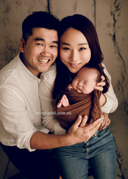 winni mini newborn baby babies older baby family birth maternity family families photography photographer photo photos tanha basile winni mini