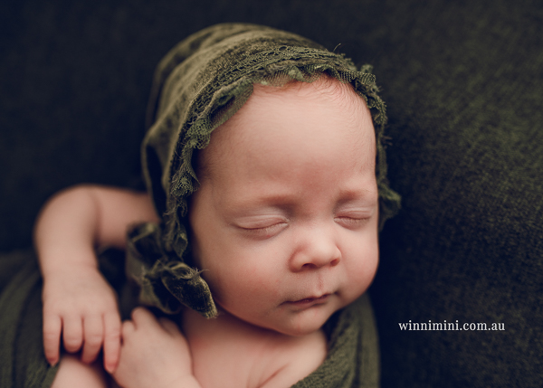 winni mini newborn baby babies older baby family birth maternity family families photography photographer photo photos tanha basile winni mini