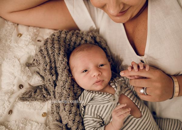 winni mini newborn baby babies older baby family birth maternity family families photography photographer photo photos tanha basile winni mini