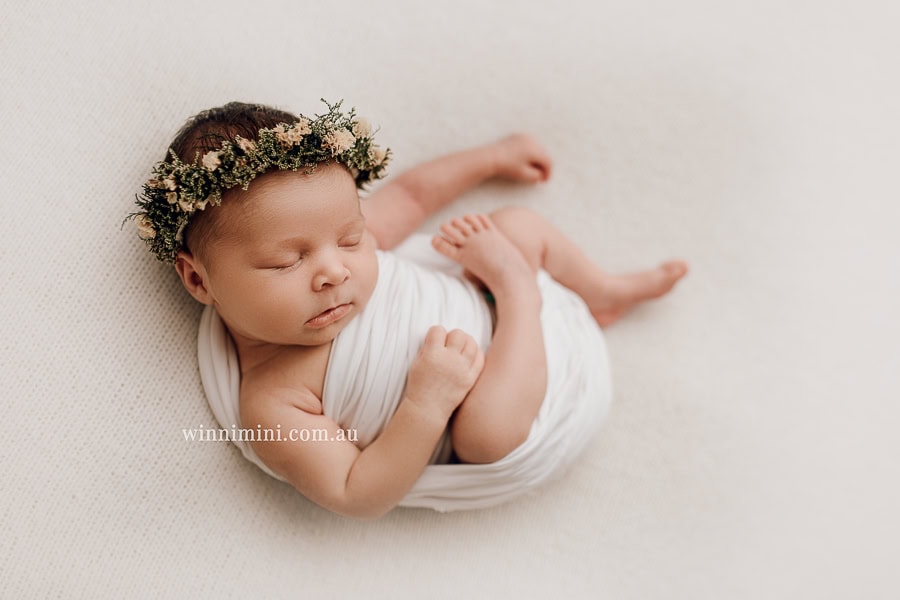 winni mini newborn baby babies older birth maternity family families photography photographer photo photos tanha basile winni mini Gold Coast ayla