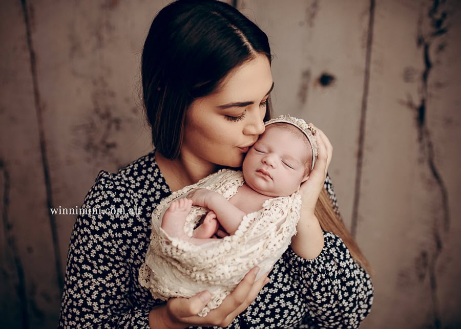 winni mini newborn baby babies older birth maternity family families photography photographer photo photos tanha basile winni mini Gold Coast ayla-1