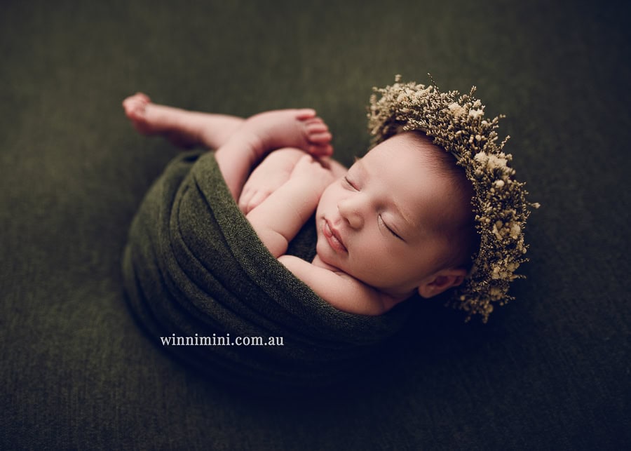 winni mini newborn baby babies older birth maternity family families photography photographer photo photos tanha basile winni mini Gold Coast ayla-1
