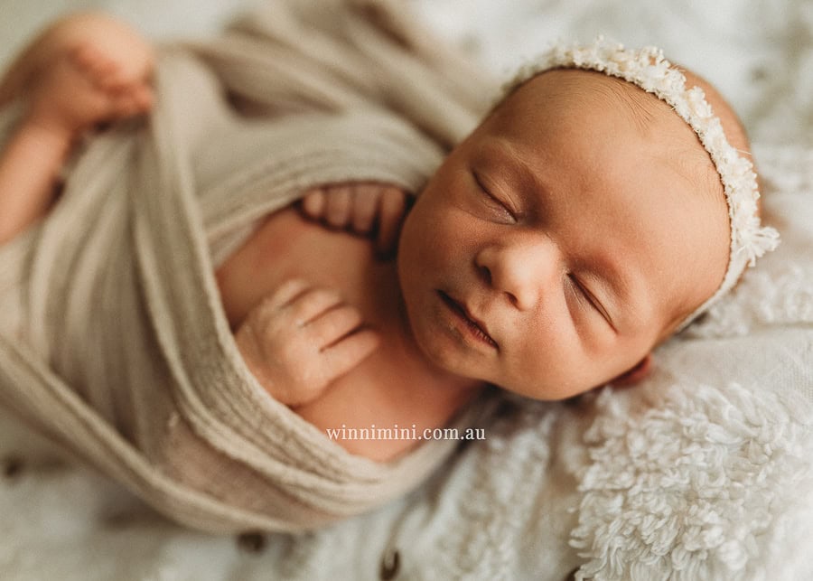 xwinni mini newborn baby babies older birth maternity family families photography photographer photo photos tanha basile winni mini Gold Coast ayla-1