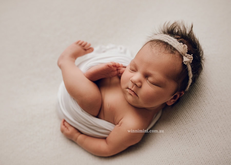 gold coast brisbane newborn baby babies family child families photographer photography photographs photo photographer winni mini tanha basile photo the best amazing upper coomera birth