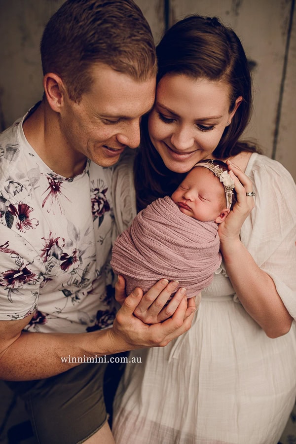 gold coast brisbane newborn baby babies family child families photographer photography photographs photo photographer winni mini tanha basile photo the best amazing upper coomera birth new-1