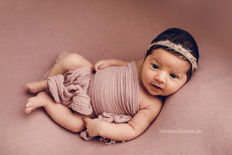 gold coast brisbane newborn baby babies family child families photographer photography photographs photo photographer winni mini tanha basile photo the best amazing upper coomera birth baby