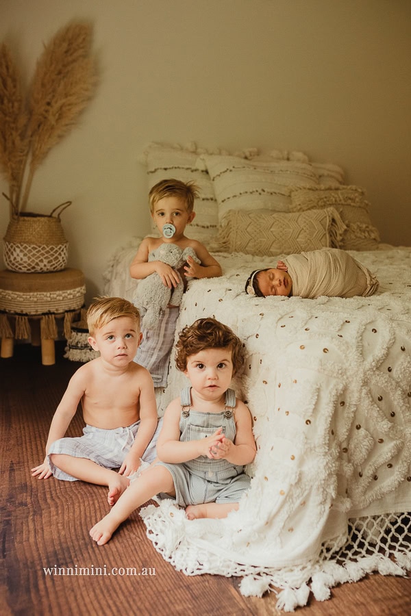 gold coast brisbane newborn baby babies family child families photographer photography photographs photo photographer winni mini tanha basile photo the best amazing upper coomera birth baby