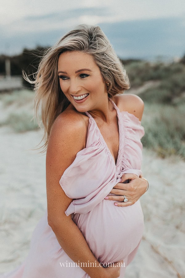gold coast brisbane newborn baby babies family child families photographer photography photographs photo photographer winni mini tanha basile photo the best amazing upper coomera birth baby