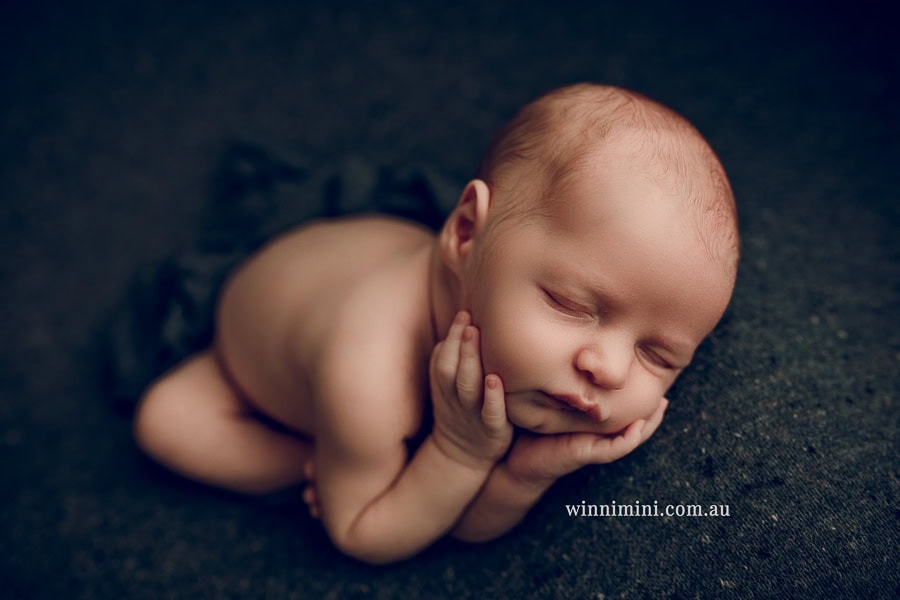 gold coast brisbane newborn baby babies family child families photographer photography photographs photo photographer winni mini tanha basile photo the best amazing upper coomera birth new