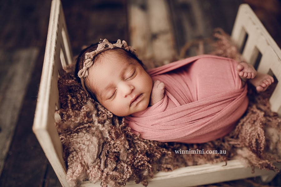 gold coast brisbane newborn baby babies family child families photographer photography photographs photo photographer winni mini tanha basile photo the best amazing upper coomera birth baby