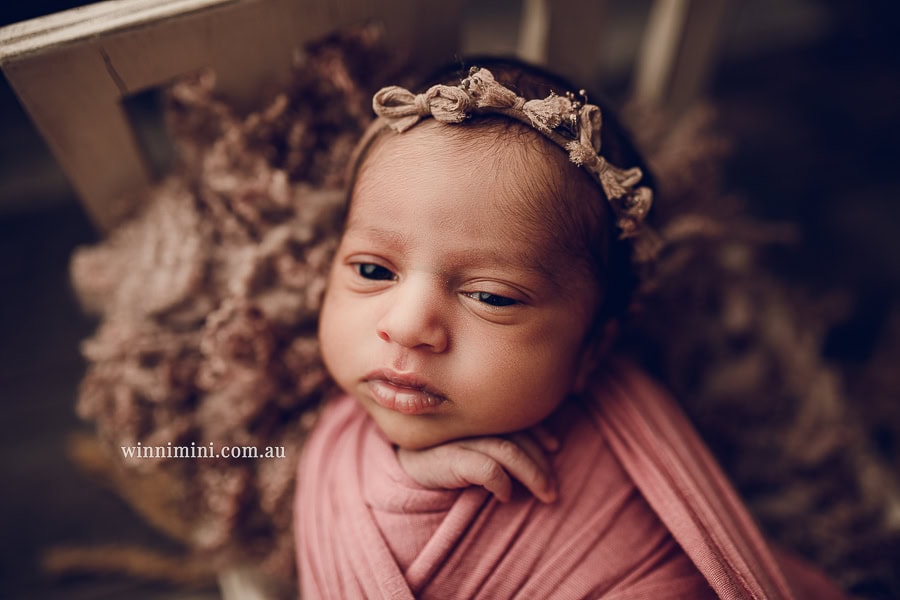 gold coast brisbane newborn baby babies family child families photographer photography photographs photo photographer winni mini tanha basile photo the best amazing upper coomera birth baby