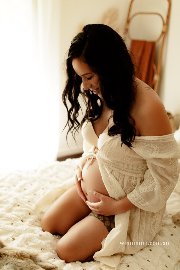gold coast brisbane newborn baby babies family child families photographer photography photographs photo photographer winni mini tanha basile photo the best amazing upper coomera birth baby