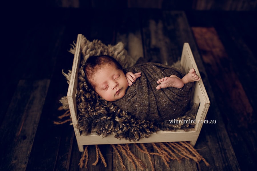 newborn baby family photographer gold coast brisbane babies