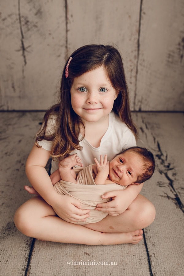 newborn baby family photographer gold coast brisbane babies