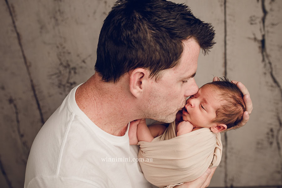 newborn baby family photographer gold coast brisbane babies
