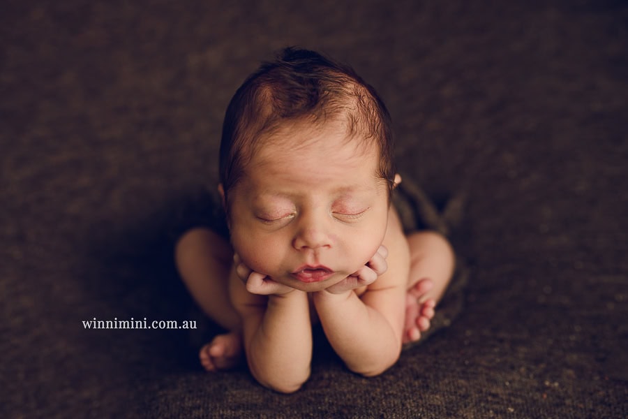 newborn baby family photographer gold coast brisbane babies