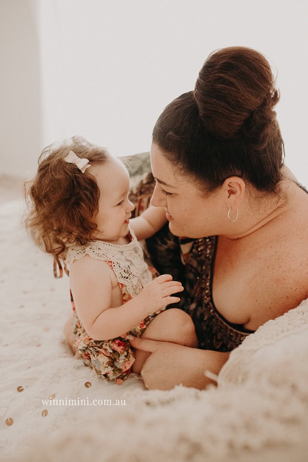 newborn baby family photographer gold coast brisbane babies