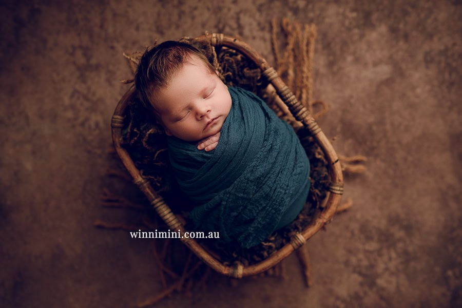 newborn baby family photographer gold coast brisbane babies